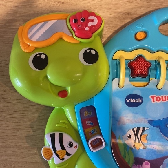 Like new v tech touch and teach sea turtles - Picture 2 of 7